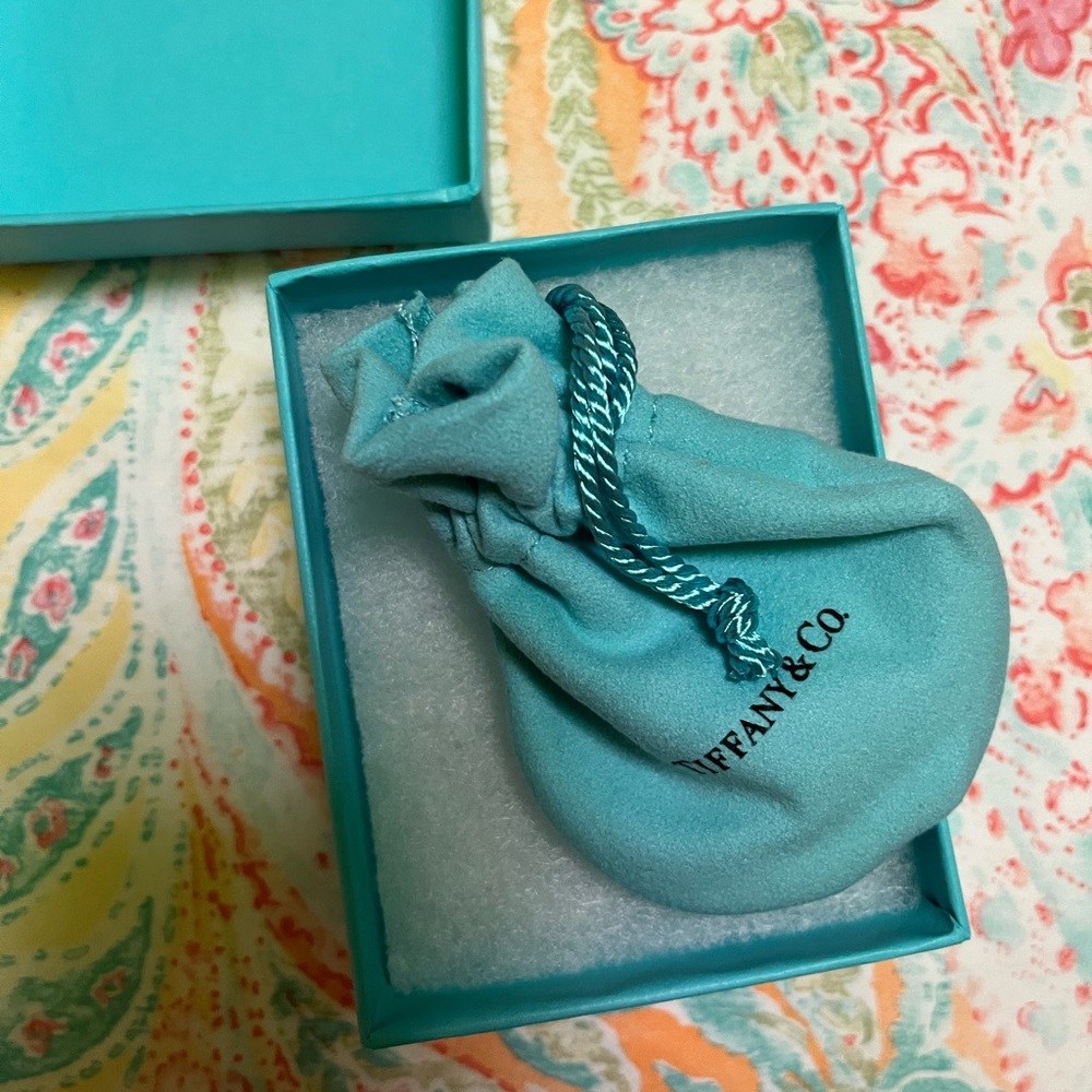 Silver infinity Tiffany’s bracelet